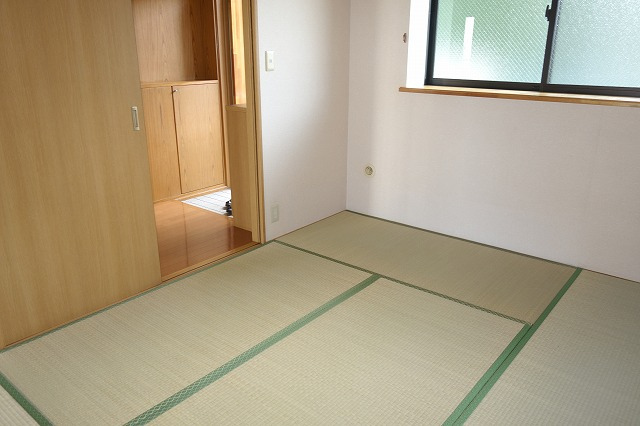 和室・玄関周辺